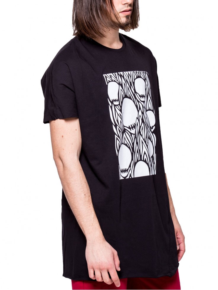 T-SHIRT SKULLS BLACK