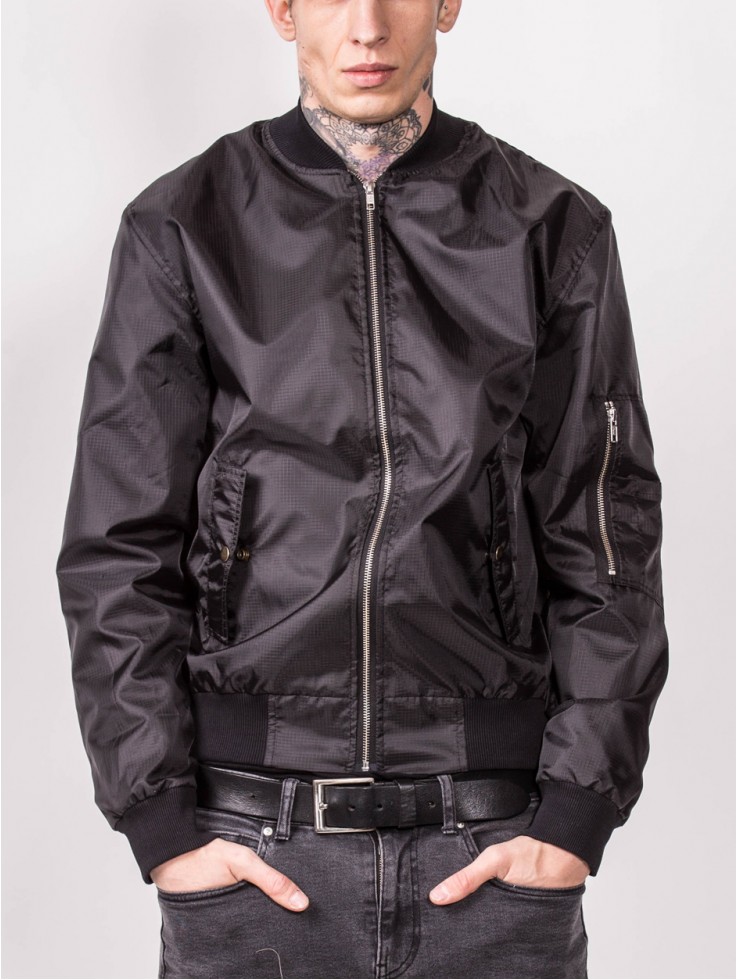 BOMBER BLACK 