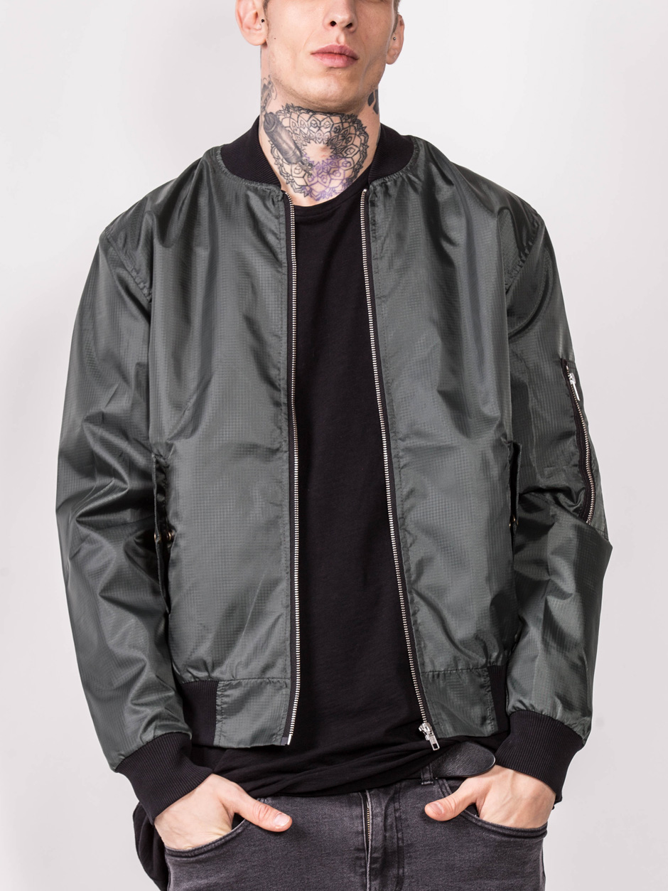 BOMBER GREEN
